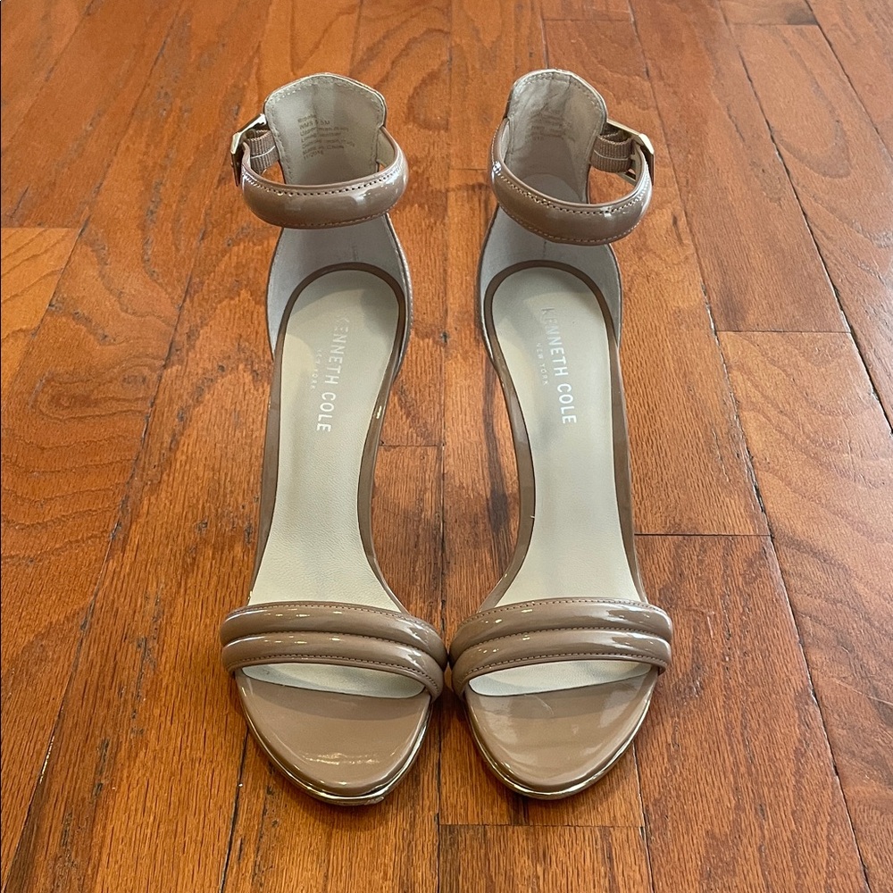 Kenneth Cole Tan Heels